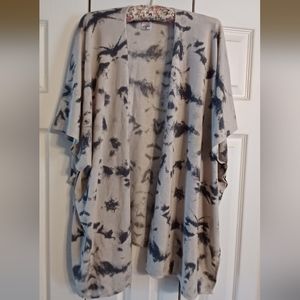 Womans open front Cardigan sides open with pinch close. One size.